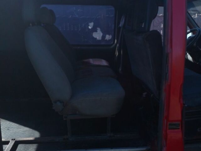 Червоний Форд Транзит, об'ємом двигуна 2.5 л та пробігом 320 тис. км за 1700 $, фото 8 на Automoto.ua