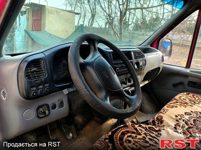 Красный Форд Транзит, объемом двигателя 2.5 л и пробегом 0 тыс. км за 2600 $, фото 4 на Automoto.ua
