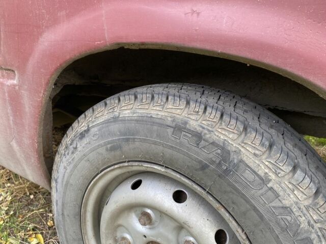 Форд Транзит 1998 у Очакове на Automoto.ua Червоний Форд Транзит, об'ємом двигуна 2.5 л та пробігом 300 тис. км за 2000 $, фото 7 на Automoto.ua