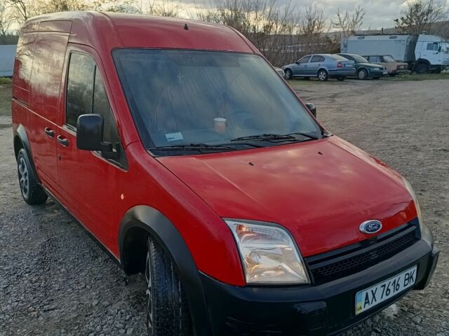 Красный Форд Транзит, объемом двигателя 1.8 л и пробегом 333 тыс. км за 2600 $, фото 1 на Automoto.ua