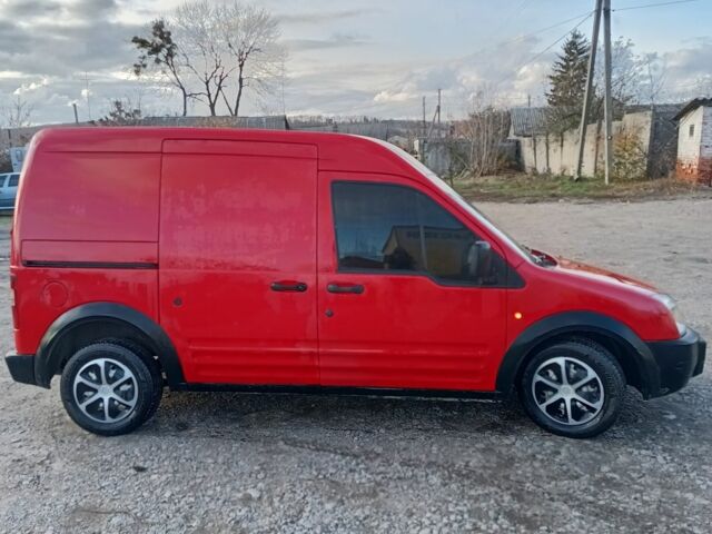 Красный Форд Транзит, объемом двигателя 1.8 л и пробегом 333 тыс. км за 2600 $, фото 3 на Automoto.ua