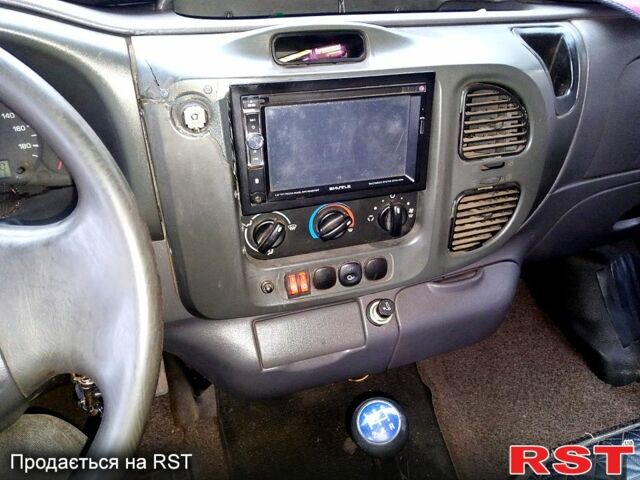 Червоний Форд Транзит, об'ємом двигуна 2 л та пробігом 100 тис. км за 4200 $, фото 7 на Automoto.ua