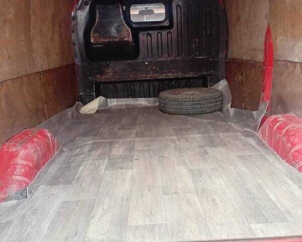 Червоний Форд Транзит, об'ємом двигуна 2.4 л та пробігом 335 тис. км за 4500 $, фото 5 на Automoto.ua