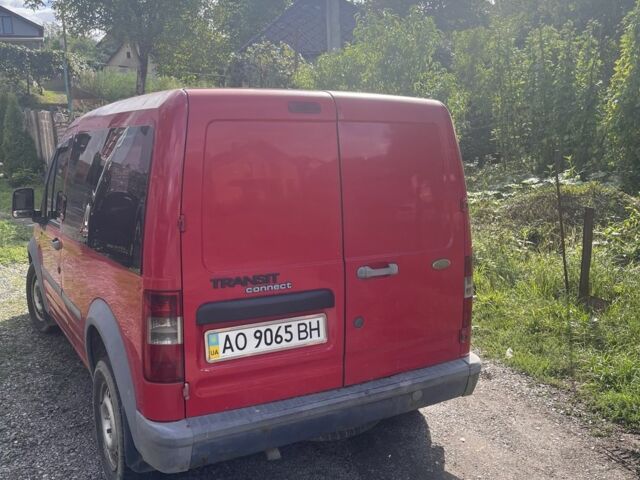 Красный Форд Транзит, объемом двигателя 1.8 л и пробегом 257 тыс. км за 3200 $, фото 3 на Automoto.ua