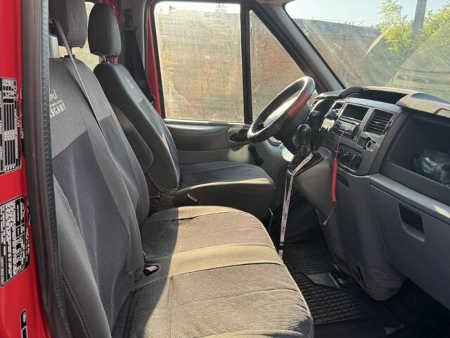 Червоний Форд Транзит, об'ємом двигуна 2.5 л та пробігом 404 тис. км за 5800 $, фото 13 на Automoto.ua