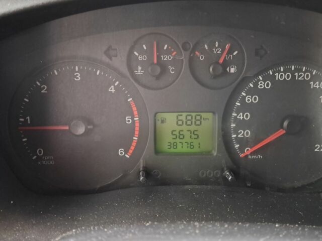 Червоний Форд Транзит, об'ємом двигуна 2.4 л та пробігом 388 тис. км за 11500 $, фото 7 на Automoto.ua