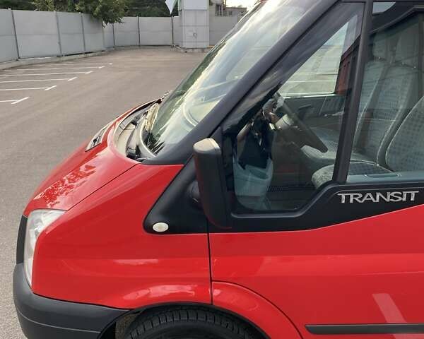 Червоний Форд Транзит, об'ємом двигуна 2.2 л та пробігом 230 тис. км за 7900 $, фото 16 на Automoto.ua