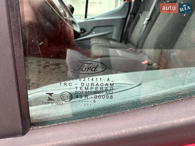 Червоний Форд Транзит, об'ємом двигуна 2.2 л та пробігом 184 тис. км за 15300 $, фото 32 на Automoto.ua