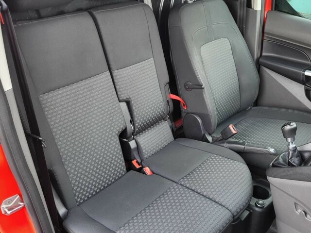 Червоний Форд Транзит, об'ємом двигуна 1.5 л та пробігом 68 тис. км за 15500 $, фото 21 на Automoto.ua