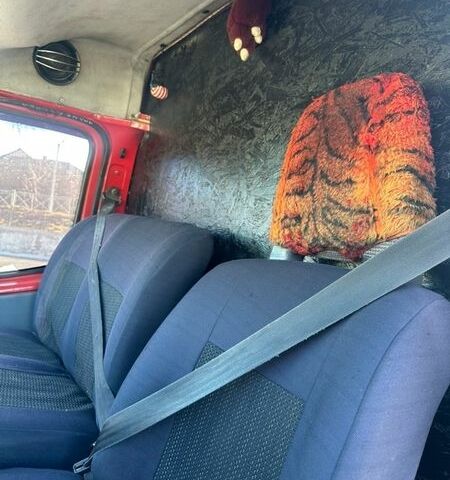 Красный Форд Транзит, объемом двигателя 2.5 л и пробегом 200 тыс. км за 1700 $, фото 5 на Automoto.ua