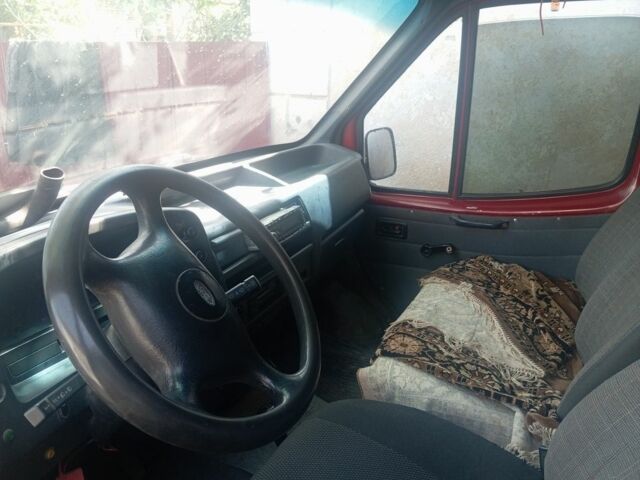 Червоний Форд Транзит, об'ємом двигуна 2 л та пробігом 2 тис. км за 2000 $, фото 2 на Automoto.ua