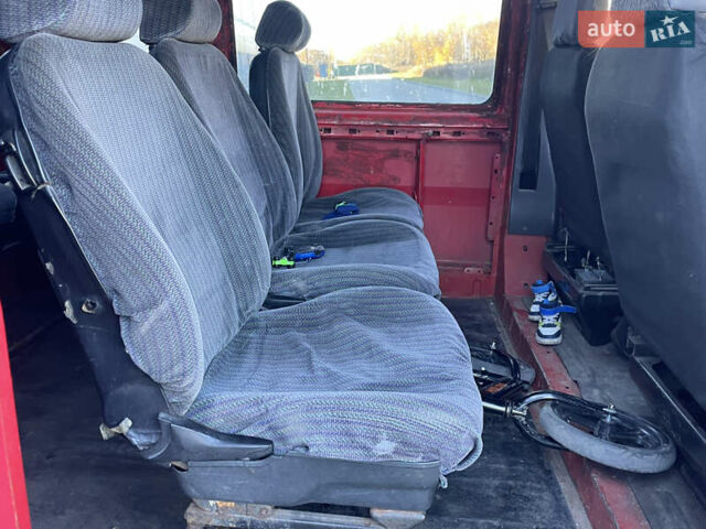 Червоний Форд Транзит, об'ємом двигуна 2 л та пробігом 377 тис. км за 3550 $, фото 11 на Automoto.ua