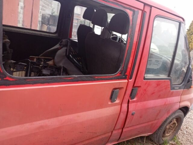 Красный Форд Транзит, объемом двигателя 0 л и пробегом 280 тыс. км за 1400 $, фото 3 на Automoto.ua