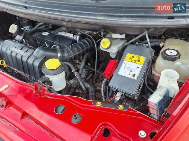 Красный Форд Транзит, объемом двигателя 2 л и пробегом 300 тыс. км за 6700 $, фото 12 на Automoto.ua