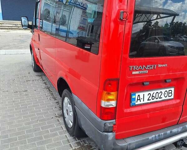 Красный Форд Транзит, объемом двигателя 2 л и пробегом 300 тыс. км за 6700 $, фото 4 на Automoto.ua