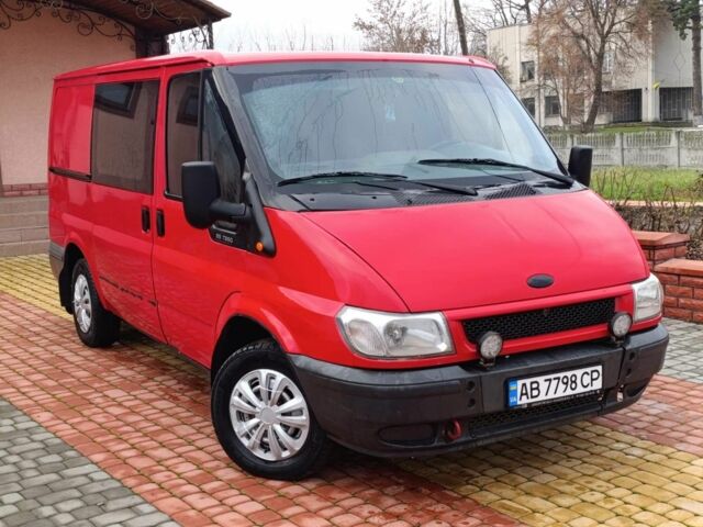 Красный Форд Транзит, объемом двигателя 2 л и пробегом 334 тыс. км за 3750 $, фото 1 на Automoto.ua