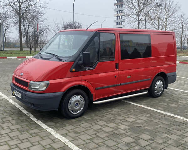 Красный Форд Транзит, объемом двигателя 2 л и пробегом 270 тыс. км за 5799 $, фото 1 на Automoto.ua