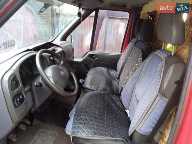 Червоний Форд Транзит, об'ємом двигуна 2 л та пробігом 100 тис. км за 4200 $, фото 9 на Automoto.ua