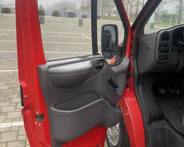 Красный Форд Транзит, объемом двигателя 2 л и пробегом 270 тыс. км за 5799 $, фото 24 на Automoto.ua