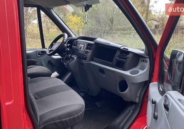 Червоний Форд Транзит, об'ємом двигуна 2.2 л та пробігом 351 тис. км за 6000 $, фото 13 на Automoto.ua