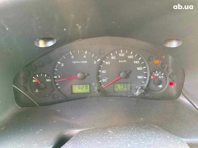 Красный Форд Транзит, объемом двигателя 2 л и пробегом 321 тыс. км за 7390 $, фото 12 на Automoto.ua