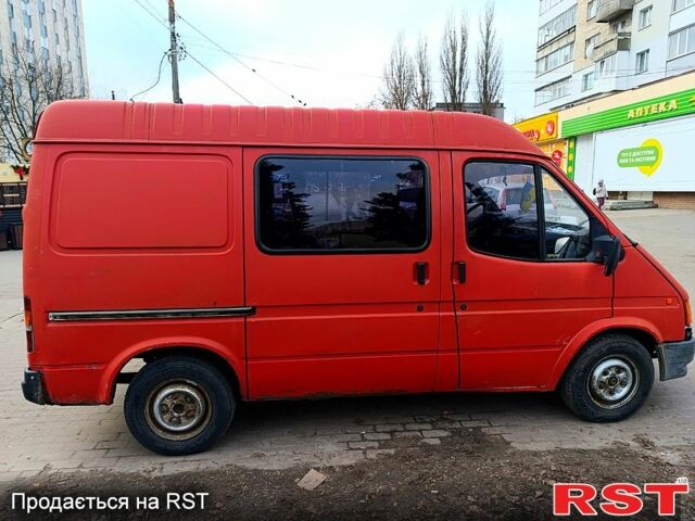 Красный Форд Транзит, объемом двигателя 2.5 л и пробегом 0 тыс. км за 1180 $, фото 5 на Automoto.ua