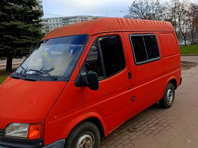 Красный Форд Транзит, объемом двигателя 2.5 л и пробегом 0 тыс. км за 1180 $, фото 4 на Automoto.ua