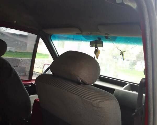 Красный Форд Транзит, объемом двигателя 2.5 л и пробегом 380 тыс. км за 2000 $, фото 13 на Automoto.ua