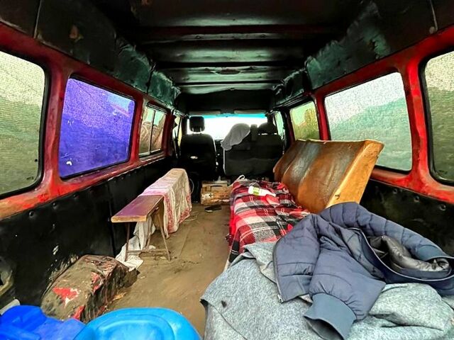 Червоний Форд Транзит, об'ємом двигуна 25 л та пробігом 0 тис. км за 3300 $, фото 5 на Automoto.ua