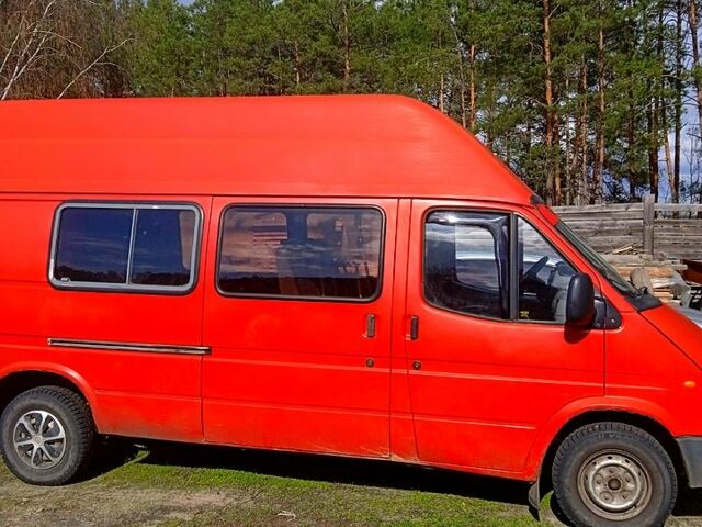 Червоний Форд Транзит, об'ємом двигуна 22 л та пробігом 300 тис. км за 3500 $, фото 1 на Automoto.ua