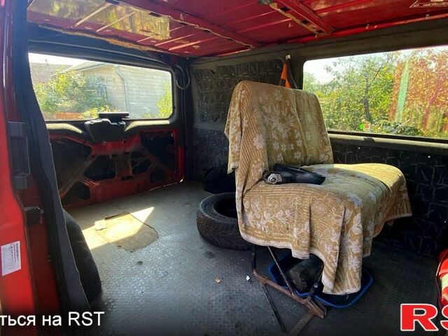 Красный Форд Транзит, объемом двигателя 2 л и пробегом 430 тыс. км за 3900 $, фото 8 на Automoto.ua