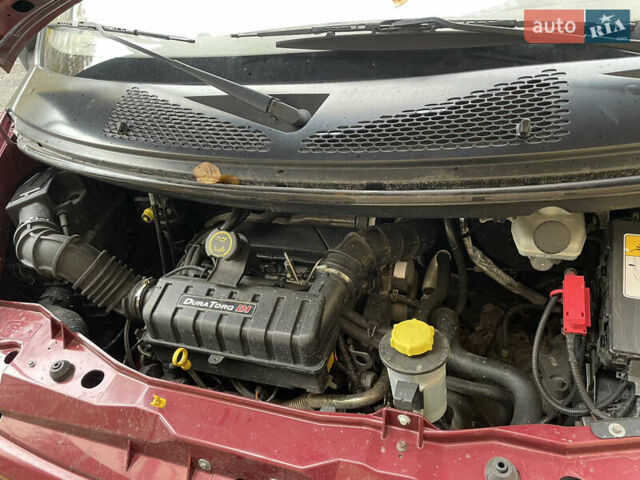 Форд Транзит 2005 в Снятине на Automoto.ua Красный Форд Транзит, объемом двигателя 0 л и пробегом 376 тыс. км за 4999 $, фото 5 на Automoto.ua