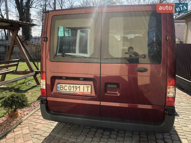 Красный Форд Транзит, объемом двигателя 2.2 л и пробегом 296 тыс. км за 9200 $, фото 4 на Automoto.ua