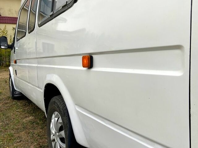 Форд Транзит, об'ємом двигуна 2.5 л та пробігом 250 тис. км за 3200 $, фото 6 на Automoto.ua