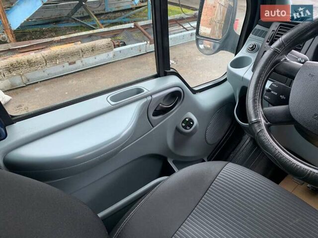 Форд Транзит, объемом двигателя 2.2 л и пробегом 369 тыс. км за 9900 $, фото 12 на Automoto.ua