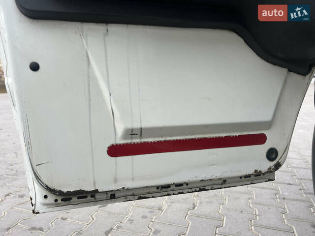 Форд Транзит 2000 у Балте на Automoto.ua Форд Транзит, об'ємом двигуна 2.4 л та пробігом 831 тис. км за 3800 $, фото 11 на Automoto.ua