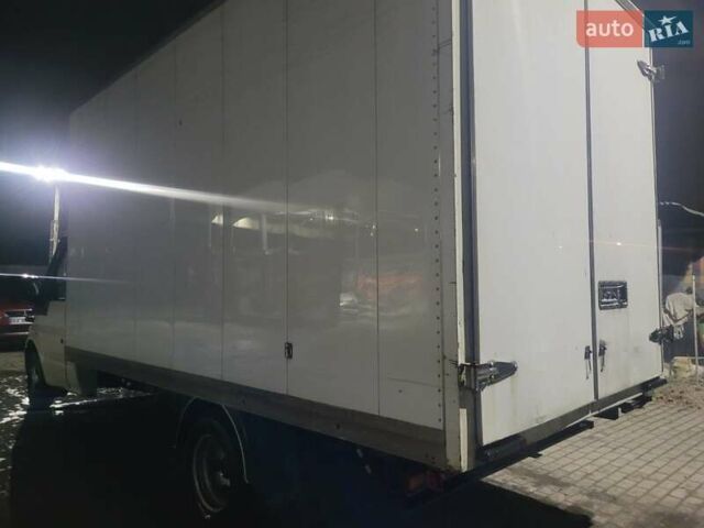 Форд Транзит, об'ємом двигуна 2.4 л та пробігом 245 тис. км за 3200 $, фото 2 на Automoto.ua