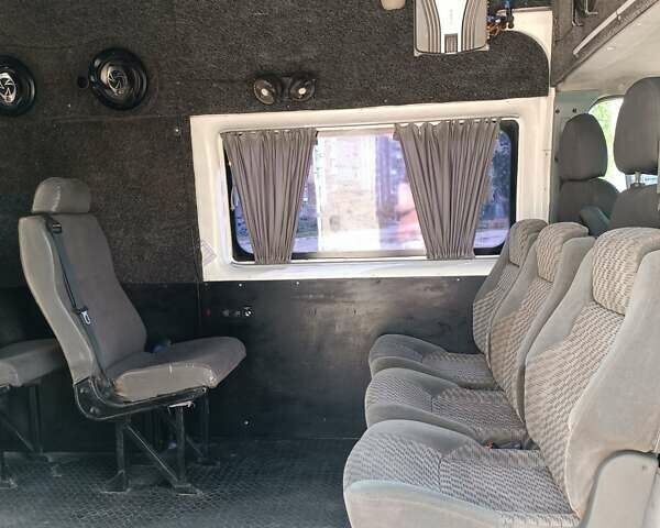 Форд Транзит, объемом двигателя 2.2 л и пробегом 397 тыс. км за 7800 $, фото 10 на Automoto.ua