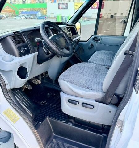 Форд Транзит, объемом двигателя 2.4 л и пробегом 350 тыс. км за 10200 $, фото 18 на Automoto.ua