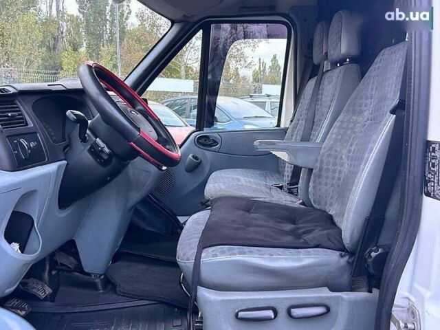 Форд Транзит, об'ємом двигуна 2.2 л та пробігом 240 тис. км за 11200 $, фото 14 на Automoto.ua