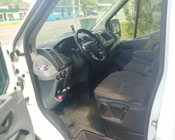 Форд Транзит, объемом двигателя 2.2 л и пробегом 480 тыс. км за 13000 $, фото 1 на Automoto.ua