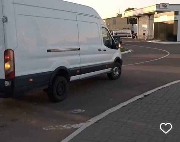 Форд Транзит, объемом двигателя 2.2 л и пробегом 480 тыс. км за 13000 $, фото 3 на Automoto.ua