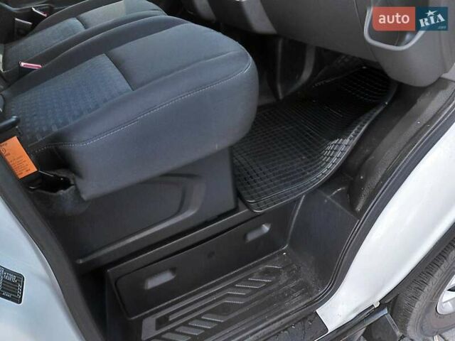 Форд Транзит, об'ємом двигуна 2 л та пробігом 180 тис. км за 19600 $, фото 48 на Automoto.ua