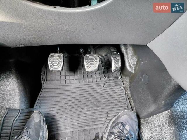 Форд Транзит, об'ємом двигуна 2 л та пробігом 180 тис. км за 19600 $, фото 52 на Automoto.ua