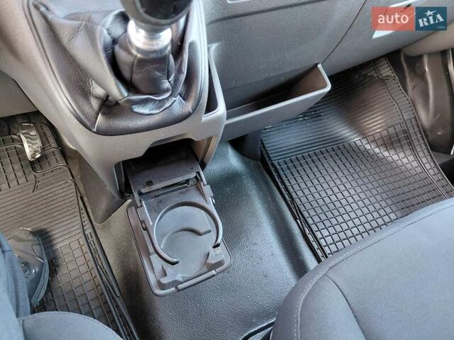 Форд Транзит, об'ємом двигуна 2 л та пробігом 180 тис. км за 19600 $, фото 53 на Automoto.ua