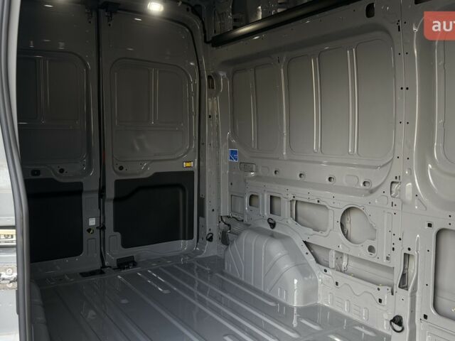 Форд Транзит, объемом двигателя 2 л и пробегом 0 тыс. км за 48356 $, фото 39 на Automoto.ua