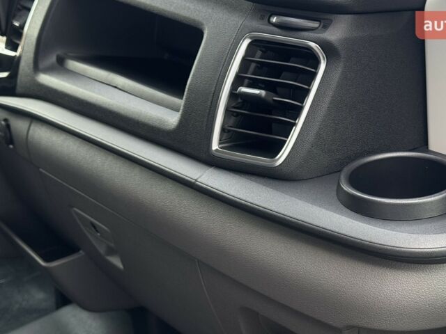 Форд Транзит, объемом двигателя 2 л и пробегом 0 тыс. км за 48356 $, фото 35 на Automoto.ua