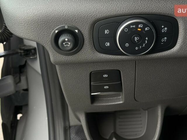 Форд Транзит, объемом двигателя 2 л и пробегом 0 тыс. км за 50532 $, фото 32 на Automoto.ua