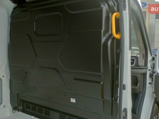 Форд Транзит, об'ємом двигуна 2 л та пробігом 0 тис. км за 49019 $, фото 17 на Automoto.ua