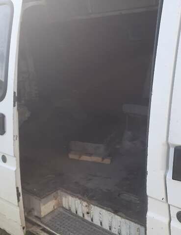 Форд Транзит, объемом двигателя 2.5 л и пробегом 150 тыс. км за 1500 $, фото 3 на Automoto.ua